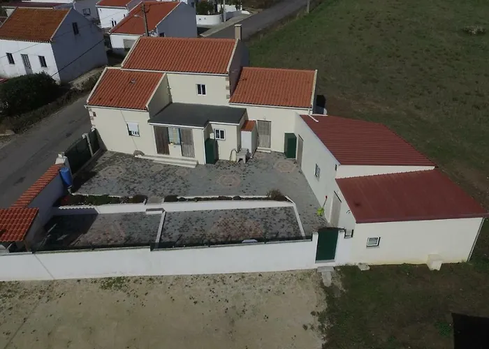 Casal Riquezo T2-1.o- Serra Da Pescaria - *